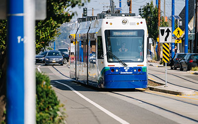 孵化-celebrates-key-role-in-Hilltop-Tacoma_2